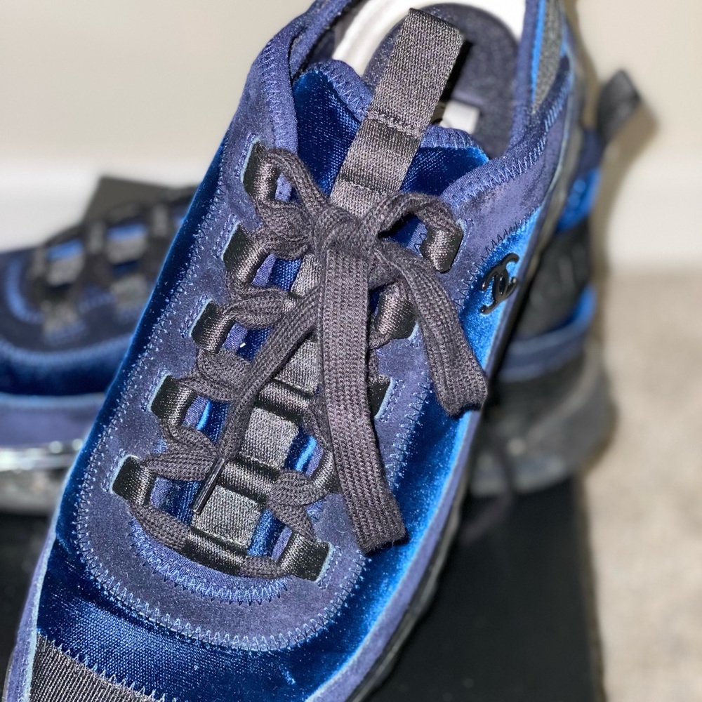 Gently used Chanel sneakers sz 40